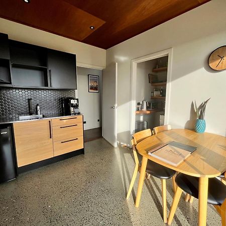 Вілла Fiordland Eco-Retreat -- Panoramic Views -- Hot Tub Те-Анау Екстер'єр фото