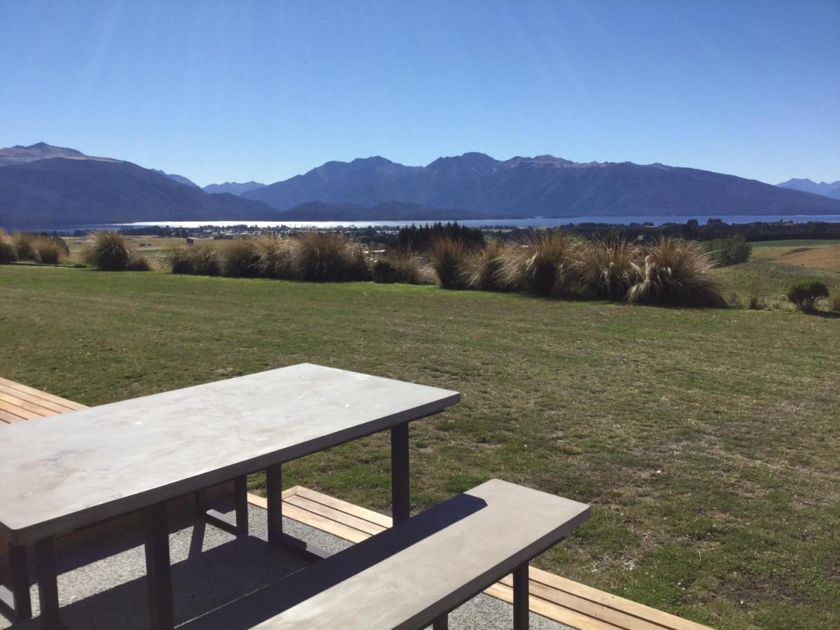 Вілла Fiordland Eco-Retreat -- Panoramic Views -- Hot Tub Те-Анау Екстер'єр фото